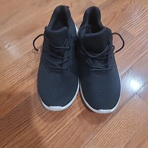 Proplayer Womens Size 10 Upper Knit Black Sneakers